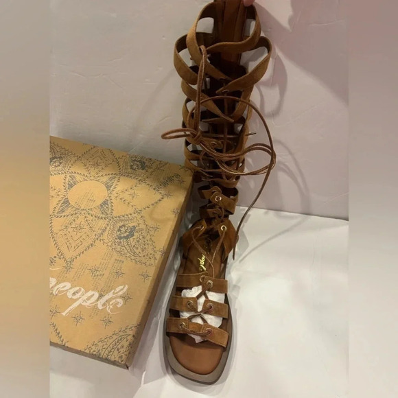 Free  People Suede Sun Chaser Tall Gladiator Sandals Made In Italy NWT E… - Picture 7 of 9